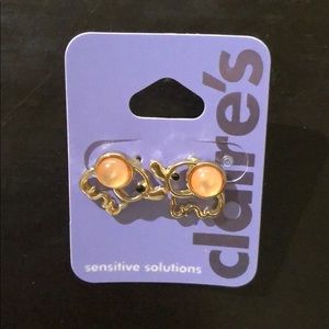 New! Elephant Claire’s earring